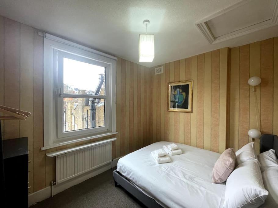 Old School Grandma London Experience ! Apartment Exterior foto